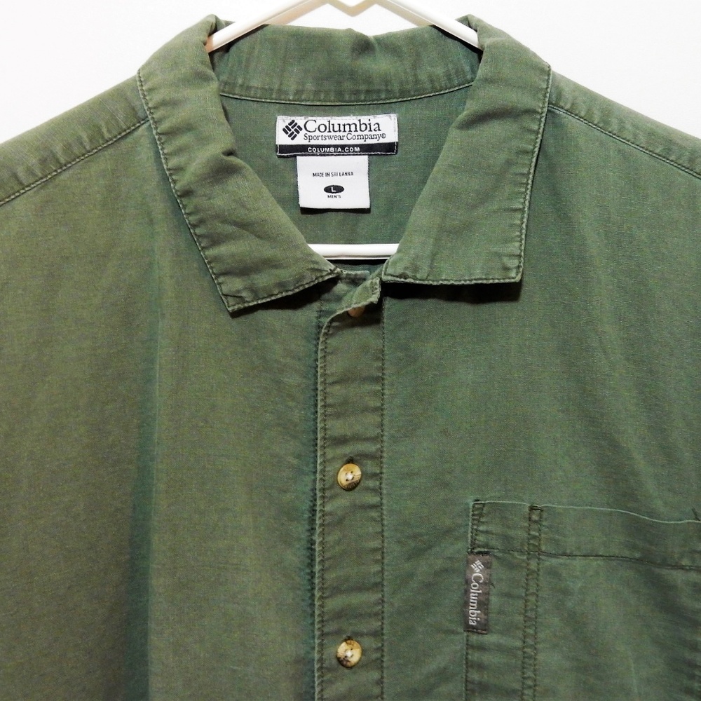 Columbia Men's Short Sleeve Button-Up Shirt Green